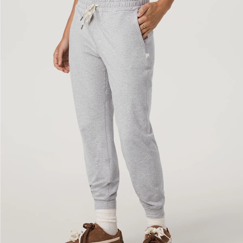 Vuori Heather Gray Lounge Pants - Picture 4 of 7